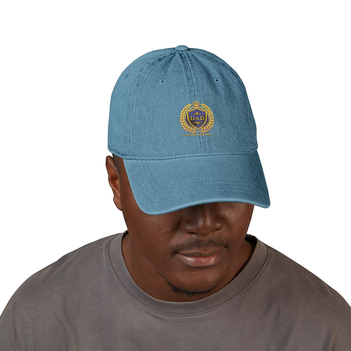 Embroidered Laurel Crest Denim Hat — Classic Vintage Baseball Cap